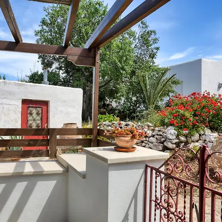 Mandarini House بيت للعطل