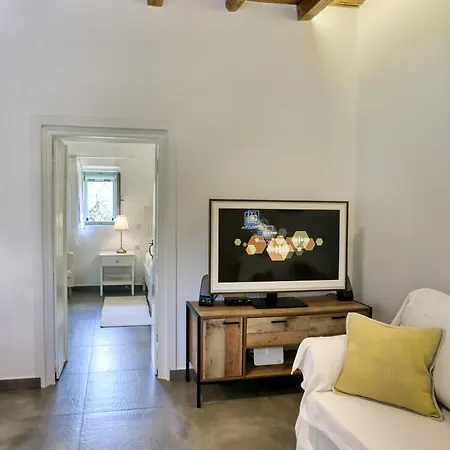בית נופש Mandarini House